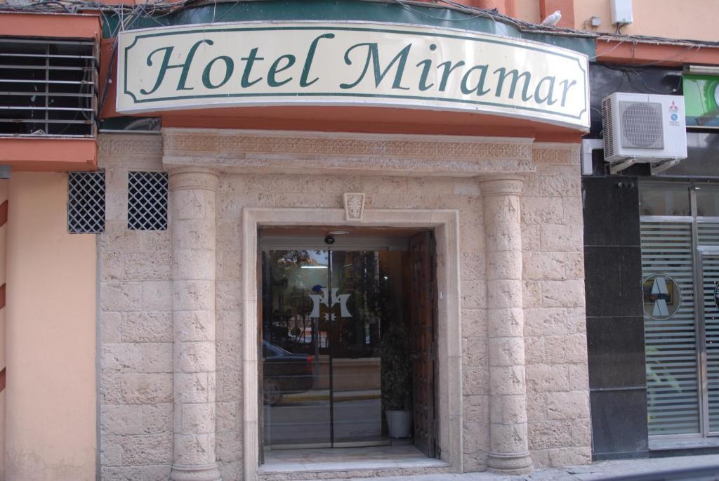 Hotel Miramar Ла-Лінеа-де-ла-Консепсьйон Екстер'єр фото